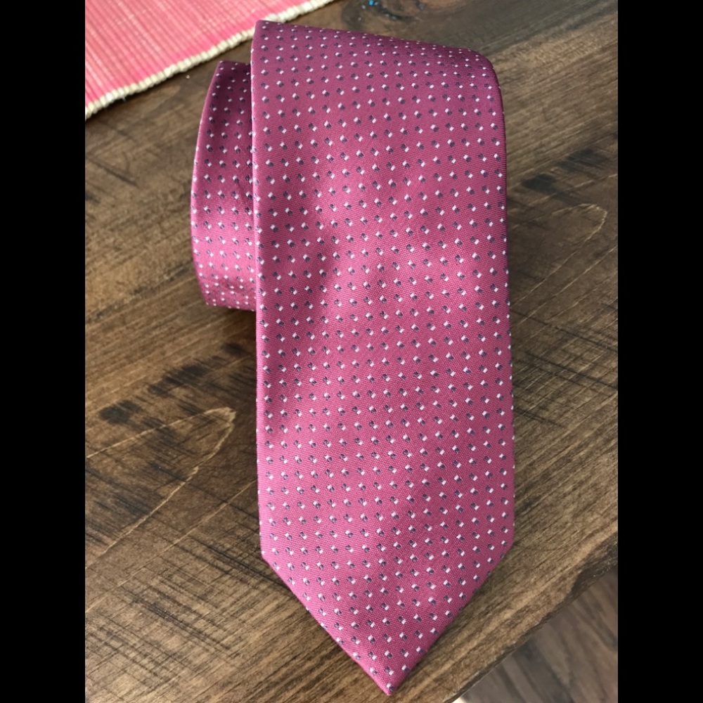 TIE RACK Geometric Pink Silk Tie